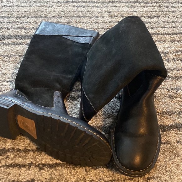 BORN black tall boots sz 7/38 ❤️❤️❤️ - Picture 2 of 8
